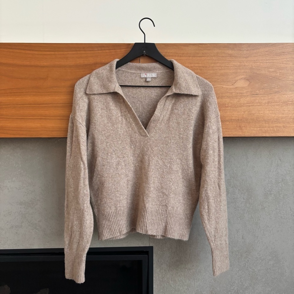 J. Crew Collared V-neck sweater in Supersoft yarn, Size XS